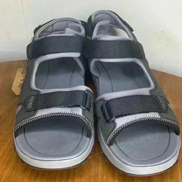 Clarks ATL Trek Sun Mens Sandals NWT New Size 12 - Picture 2 of 10